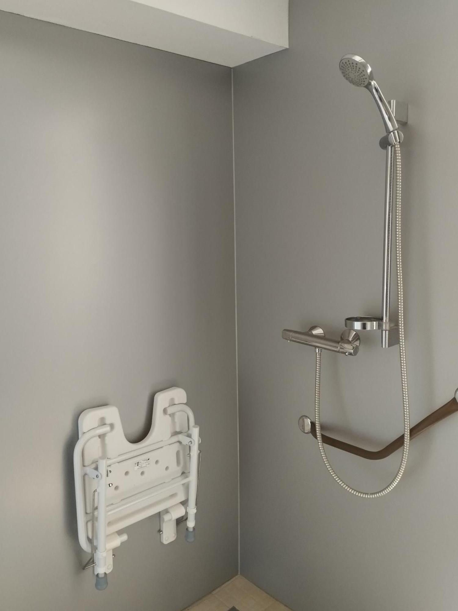 Fasthotel Clermont-Ferrand Gerzat Bagian luar foto
