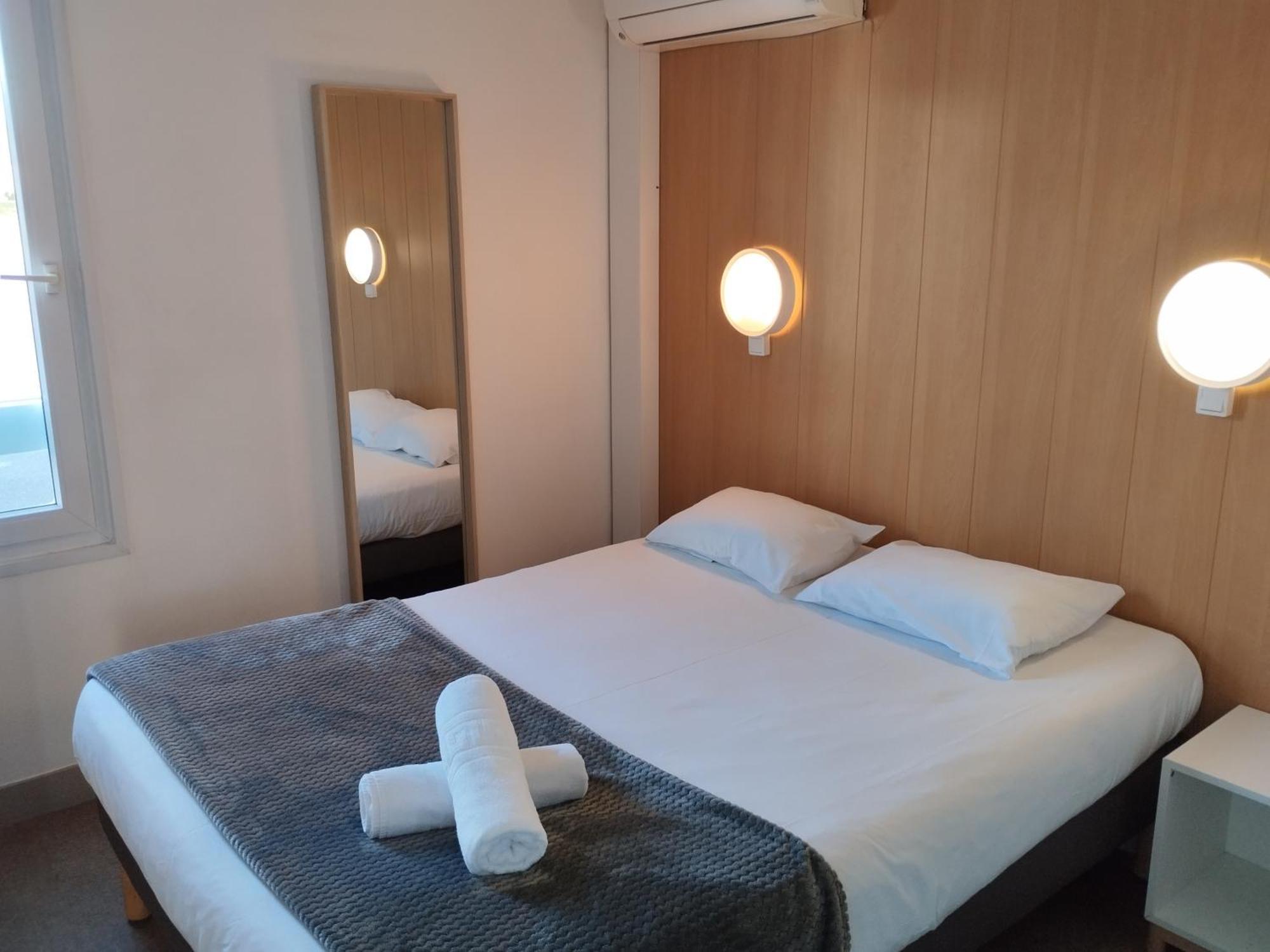 Fasthotel Clermont-Ferrand Gerzat Bagian luar foto