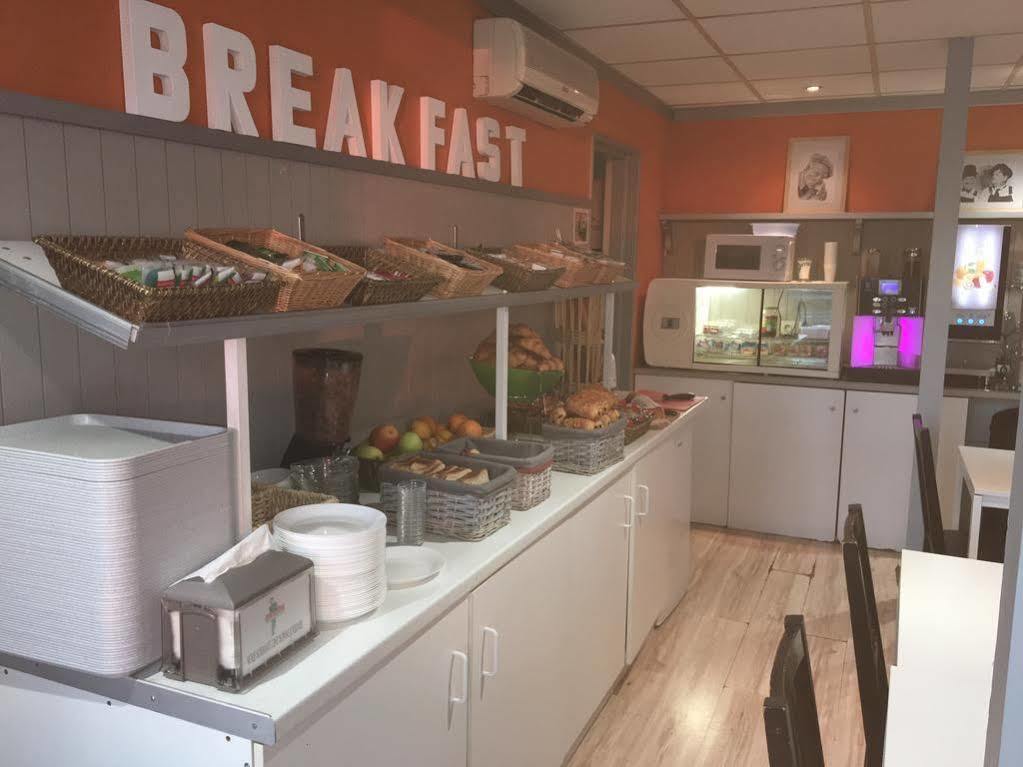 Fasthotel Clermont-Ferrand Gerzat Bagian luar foto